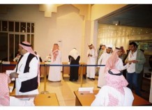 Saudi men vote in the Riyadh municipal elections
